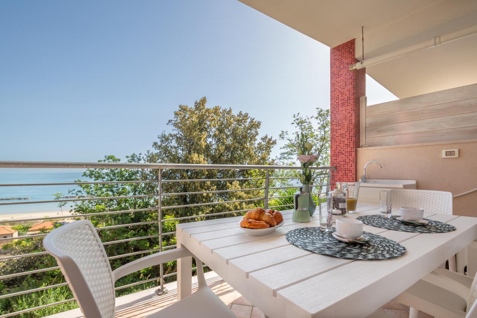 Abruzzodamare Amazing Apartments With Romantic Sea View フランカヴィッラ・アル・マーレ エクステリア 写真