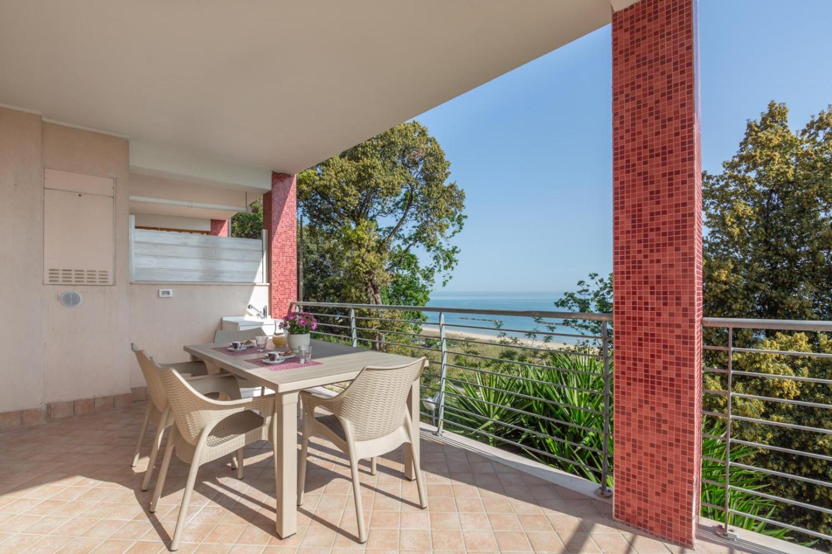 Abruzzodamare Amazing Apartments With Romantic Sea View フランカヴィッラ・アル・マーレ エクステリア 写真